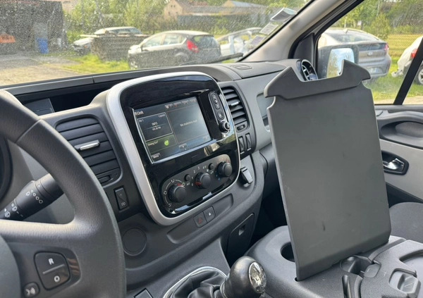 Renault Trafic cena 32900 przebieg: 107342, rok produkcji 2018 z Zduńska Wola małe 742